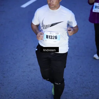 Runner Photo 7204108