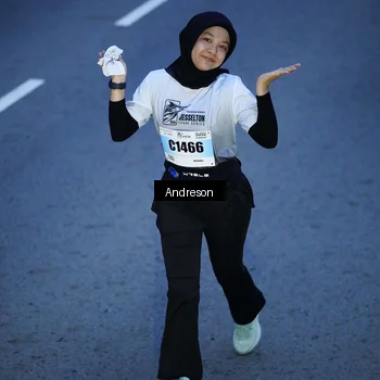 Runner Photo 7204133