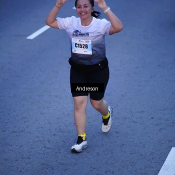 Runner Photo 7204194