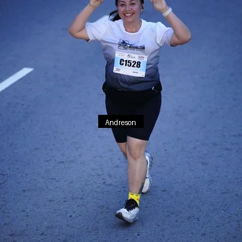 Runner Photo 7204201