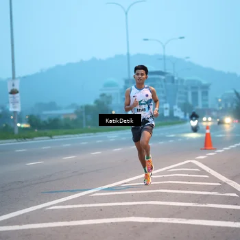 Runner Photo 7204204