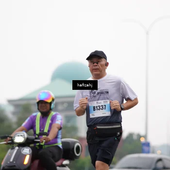 Runner Photo 7204207