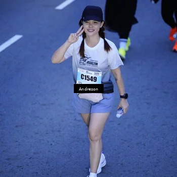 Runner Photo 7204213