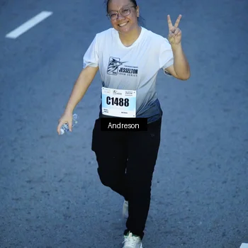 Runner Photo 7204272