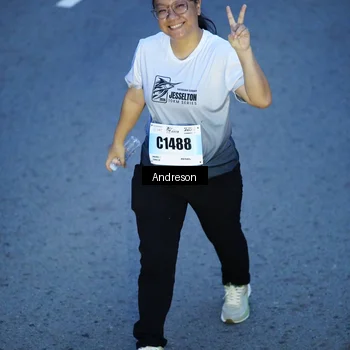 Runner Photo 7204275