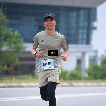 Runner Photo 7204297