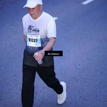 Runner Photo 7204354