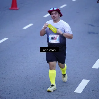 Runner Photo 7204375