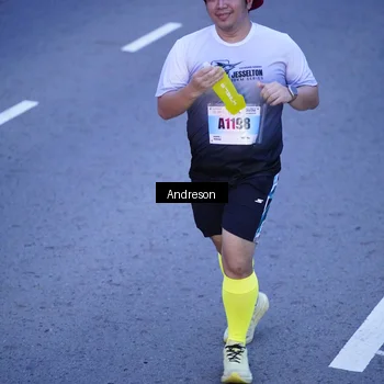 Runner Photo 7204380
