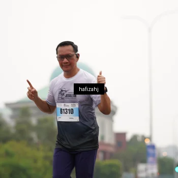 Runner Photo 7204402