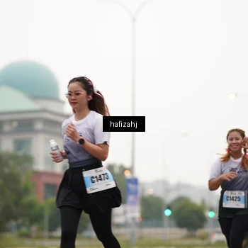 Runner Photo 7204428