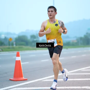 Runner Photo 7204441