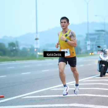 Runner Photo 7204444