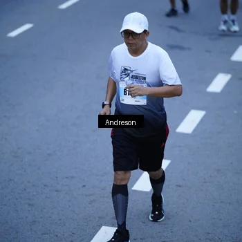 Runner Photo 7204459