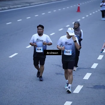 Runner Photo 7204462