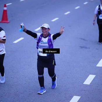 Runner Photo 7204472