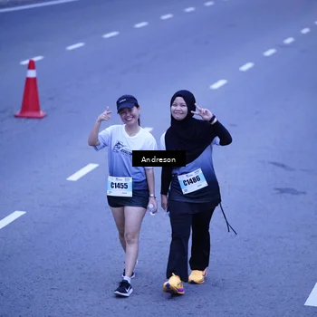 Runner Photo 7204524