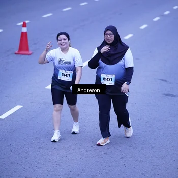 Runner Photo 7204615