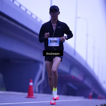 Runner Photo 7204664