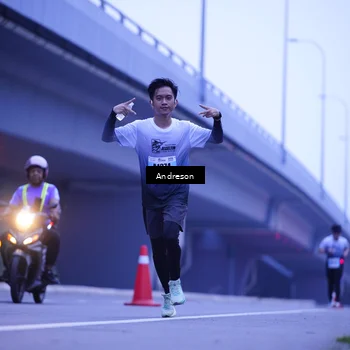 Runner Photo 7204679