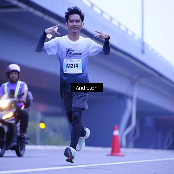 Runner Photo 7204685