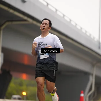 Runner Photo 7204690