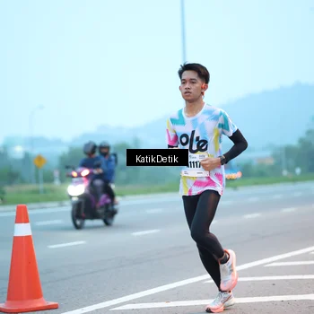 Runner Photo 7204711