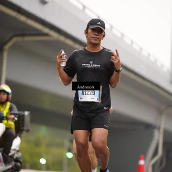 Runner Photo 7204761