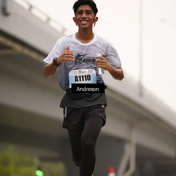 Runner Photo 7204840