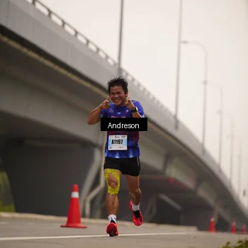 Runner Photo 7204850