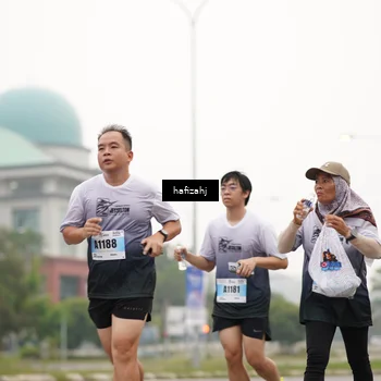 Runner Photo 7204860
