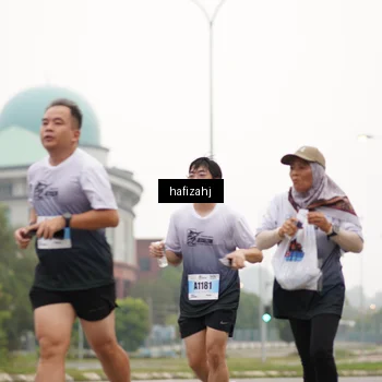Runner Photo 7204894
