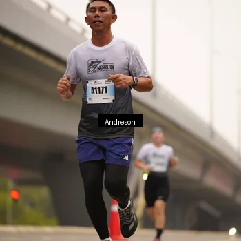 Runner Photo 7204899