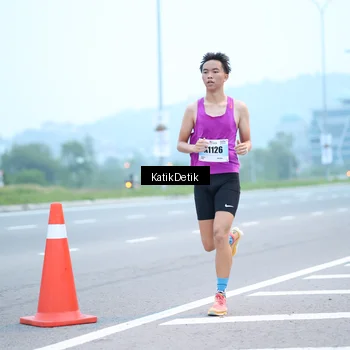 Runner Photo 7204984