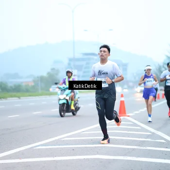 Runner Photo 7204989