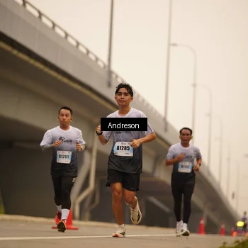 Runner Photo 7204991