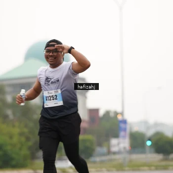 Runner Photo 7205020