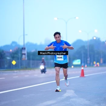 Runner Photo 7205040
