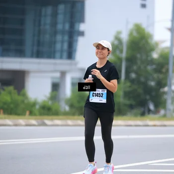 Runner Photo 7205076