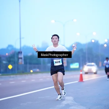 Runner Photo 7205092