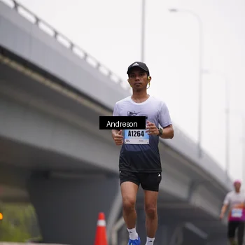 Runner Photo 7205218