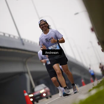 Runner Photo 7205308