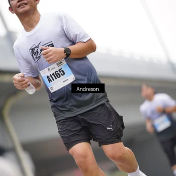 Runner Photo 7205313