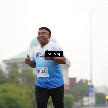 Runner Photo 7205316