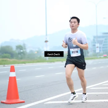 Runner Photo 7205351