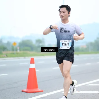 Runner Photo 7205407