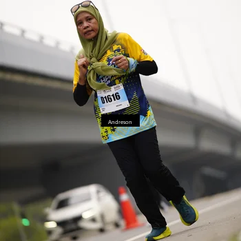 Runner Photo 7205444