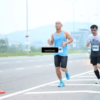 Runner Photo 7205474