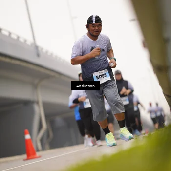Runner Photo 7205576