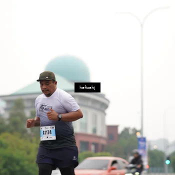Runner Photo 7205635